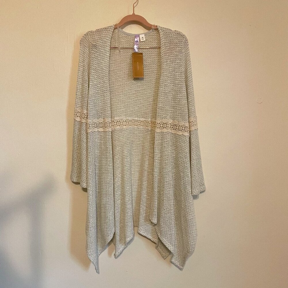 francesca's | Gray/Cream Open Lacework Bell-Sleeve Cardigan Medium NWT